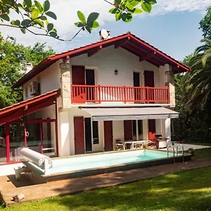 Privative Dans Maison Avec Psicine , Ustaritz France