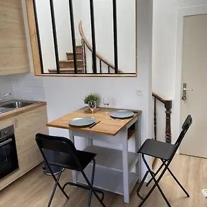 Joli Duplex A Quelques Pas Du Centre De , Bayonne France