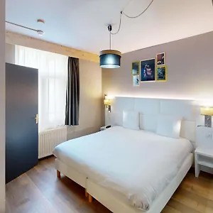 Calm Hotel