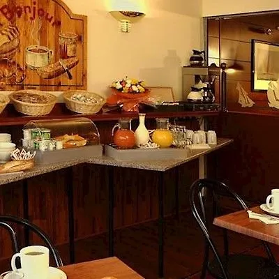 Aparthotel Adagio Access Lille Vauban 2*,